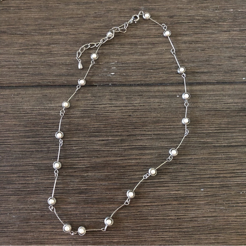 Sliver metal and beaded necklace